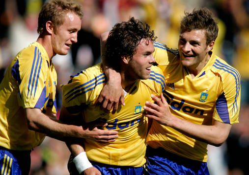 Johan Elmander gjorde 1-0 till Bröndby, (jubel) med Thomas