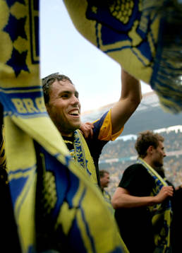 Johan Elmander (jubel) blev dansk mästare med Bröndby