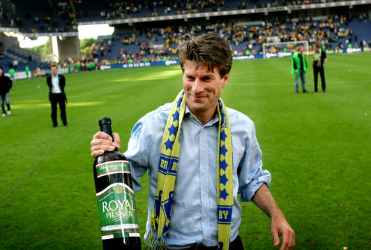 Michael Laudrup (tränare) Bröndby firar ligasegern med