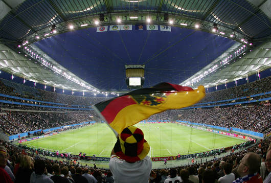 Waldstadion Commerzbank Arena, Frankfurt. Supporter, flagga