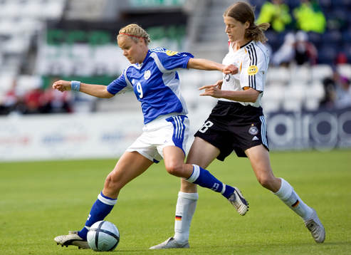 Kerstin Garefrekes, Tyskland och Laura Kalmari, Finland