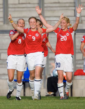 Jubel, glädje, Isabell Herlovsen, Solveig Gulbrandsen och