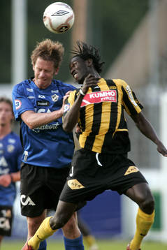 Dioh Williams, Häcken och Tommy Jönsson, Halmstad, nick,