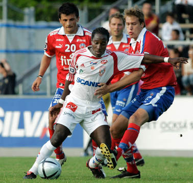 Ibrahim Atiku, Assyriska och Eldin Karisik och Andreas