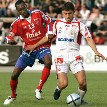 Melke Demir, Assyriska och Atiba Hutchinson, Helsingborg