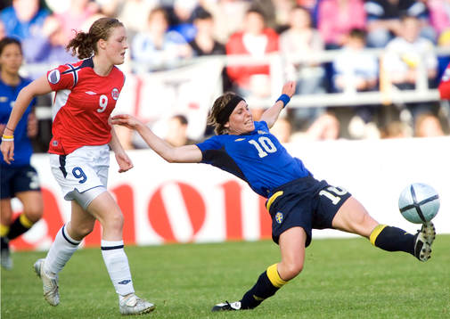 Hanna Ljungberg, Sverige och Isabell Herlovsen, Norge