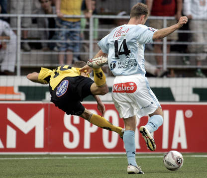 Jon Inge Höiland, Malmö fäller Samuel Holmén, Elfsborg