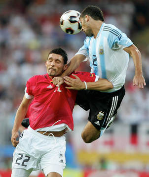 Kevin Kuranyi, Tyskland och  Walter Samuel, Argentina