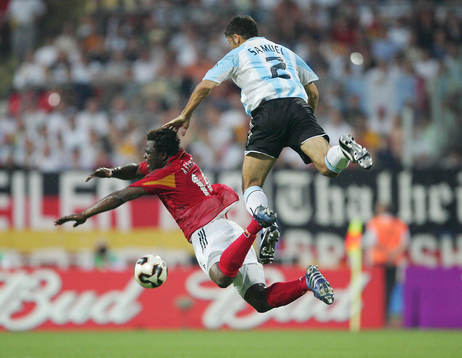 Gerald Asamoah, Tyskland och Walter Samuel Argentina