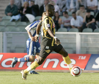 Dulee Johnson, Häcken