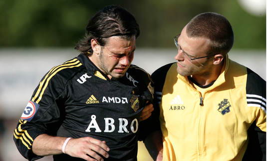 Andreas Eriksson, AIK. Skada, blod, läkare