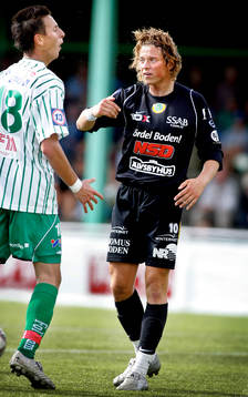 Martin Smedberg, Frölunda försöker prata med Peter