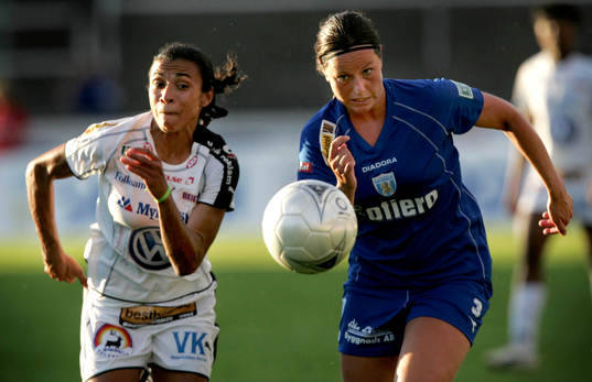 Marta Da Silva, Umeå och Frida Höglund, Göteborg