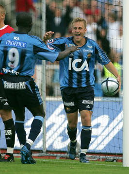Daniel Sjölund, Djurgården tvåmålsskytt. Jubel
