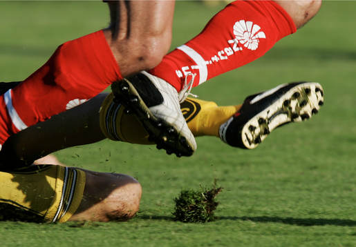 Tackling, fällning, fötter, skor, dobbar