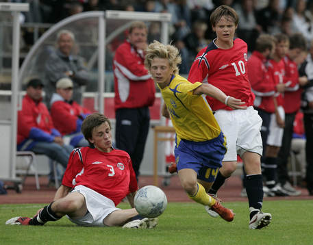 Johan Bertilsson, Carlstads United, mot John Anders Rise,