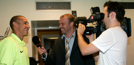 Henrik "Henke" Larsson. Press, media