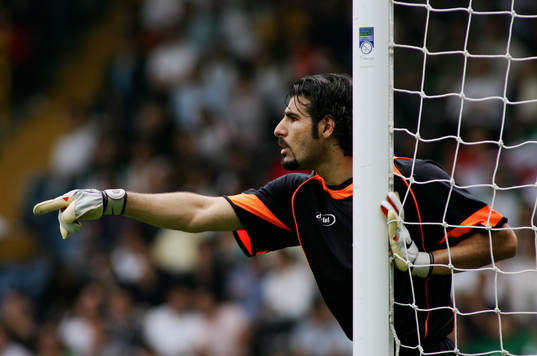 Ebrahim Mirzapour, målvakt, Iran
