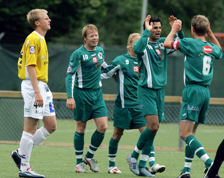 Mahmod Hejazi, Väsby, jubel