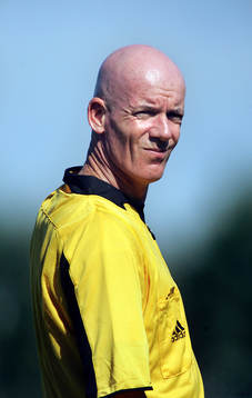Dermot Gallagher, Domare