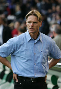 Fotboll, FC Thun, Schweiziska ligan, Urs Schoenenberger,
