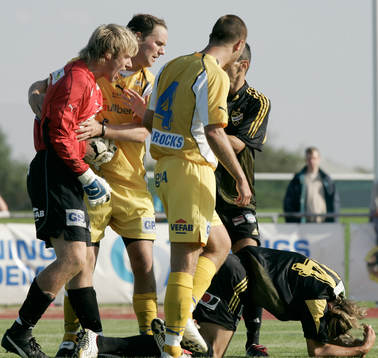 Bråk mellan Roger Christensson och Peter Eriksson, båda