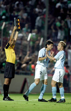 Jari Litmanen byter med Anders Andersson