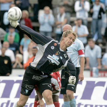 Mattias Asper, målvakt, Malmö, inkast