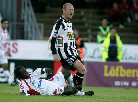 Jörgen Pettersson, och Landskrona besegrade Irahim Atiku,