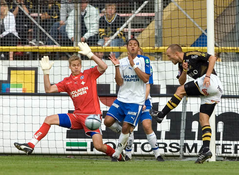 Nicklas Carlsson, AIK gör 2-0
