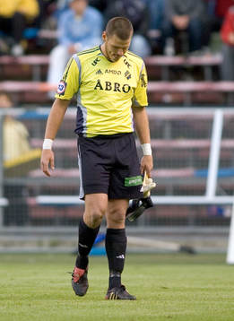 Daniel Örlund, måvakt, AIK blev utvisad