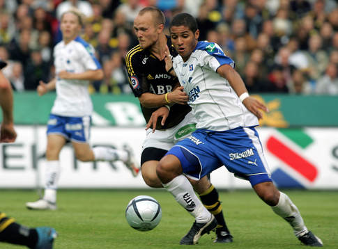 Nicklas Carlsson, AIK och Bruno Santos, Norrköping