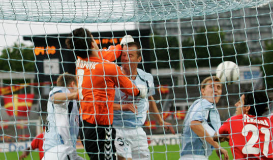 Eldin Jakupovic, målvakt, Thun