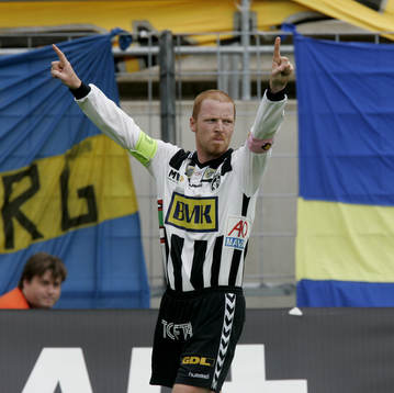 1-0 på straff, Jörgen Pettersson. Jubel