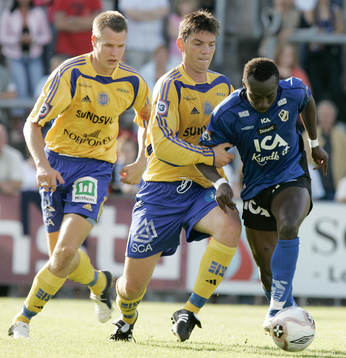 Elias Storm, Johan Andersson tar tag i Yaw Preko