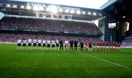 Arena Parken, Laguppställning