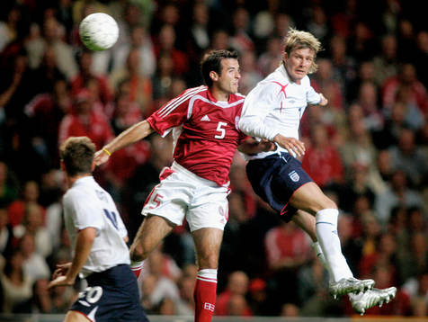 David Beckham, England och Niclas Jensen, Danmark