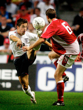 Joe Cole, England och Brian Priske, Danmark