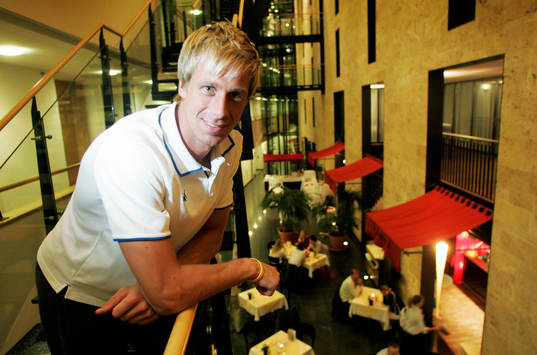 Mattias Asper (målvakt), Malmö FF på plats på hotellet