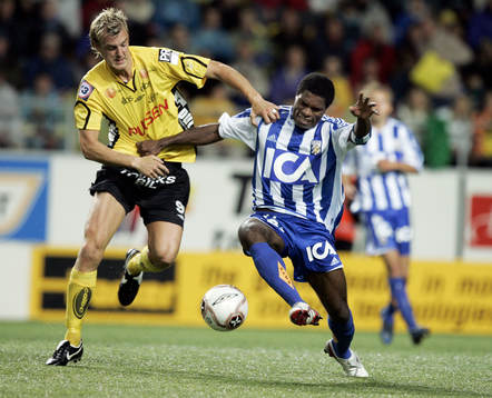 Samuel Wowoah, Göteborg och Mathias Svensson, Elfsborg
