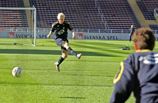 Petter Hansson, Sverige