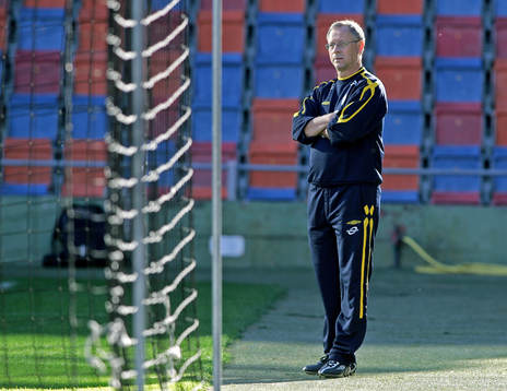 Lars Lägerbäck, förbundskapten, Sverige