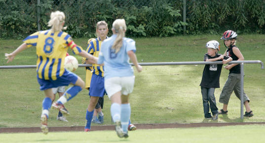 Fotboll, DM, final, 17 år, flickor, Eskilsminne - Malmö FF
