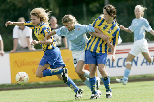 Fotboll, DM, final, 17 år, flickor, Eskilsminne - Malmö