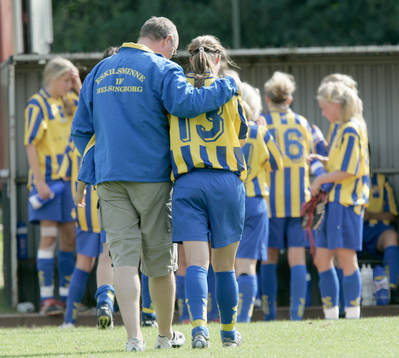 Fotboll, DM, final, 17 år, flickor, Eskilsminne - Malmö
