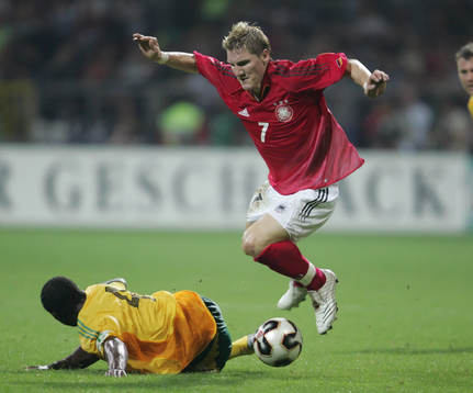 Aaron Mokoena, Sydafrika och Bastian Schweinsteiger,