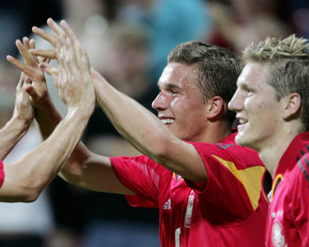 Lukas Podolski och Bastian Schweinsteiger, Tyskland, jubel