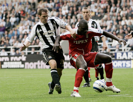 Michael Owen, Newcastle och Pape Bouba Diop, Fulham