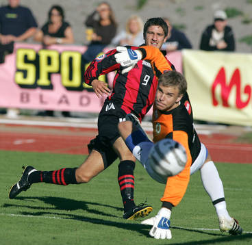 Gabriel Özkan, Brommapojkarna och Niklas Westberg,