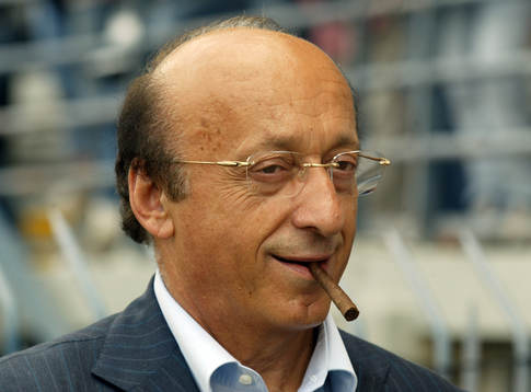 Luciano Moggi, cigarr